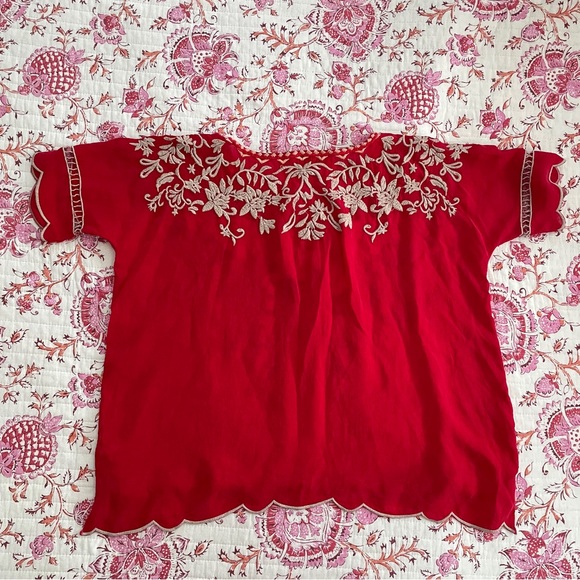 Johnny Was Red Floral Embroidered Loose Fit Top Size Small - Picture 2 of 7